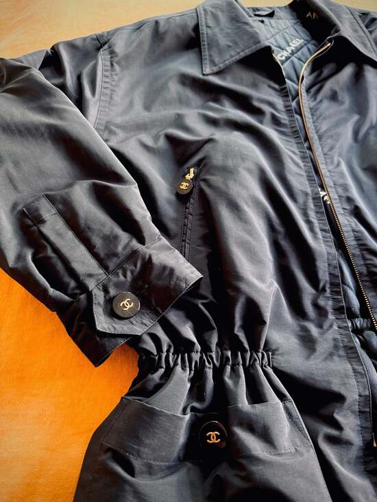 Vintage Chanel 31 Rue Jacket - Picture 4 of 5